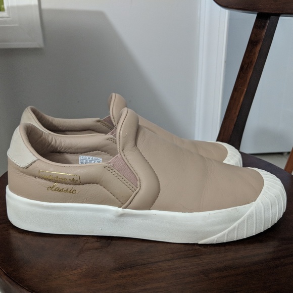 adidas nizza slip on